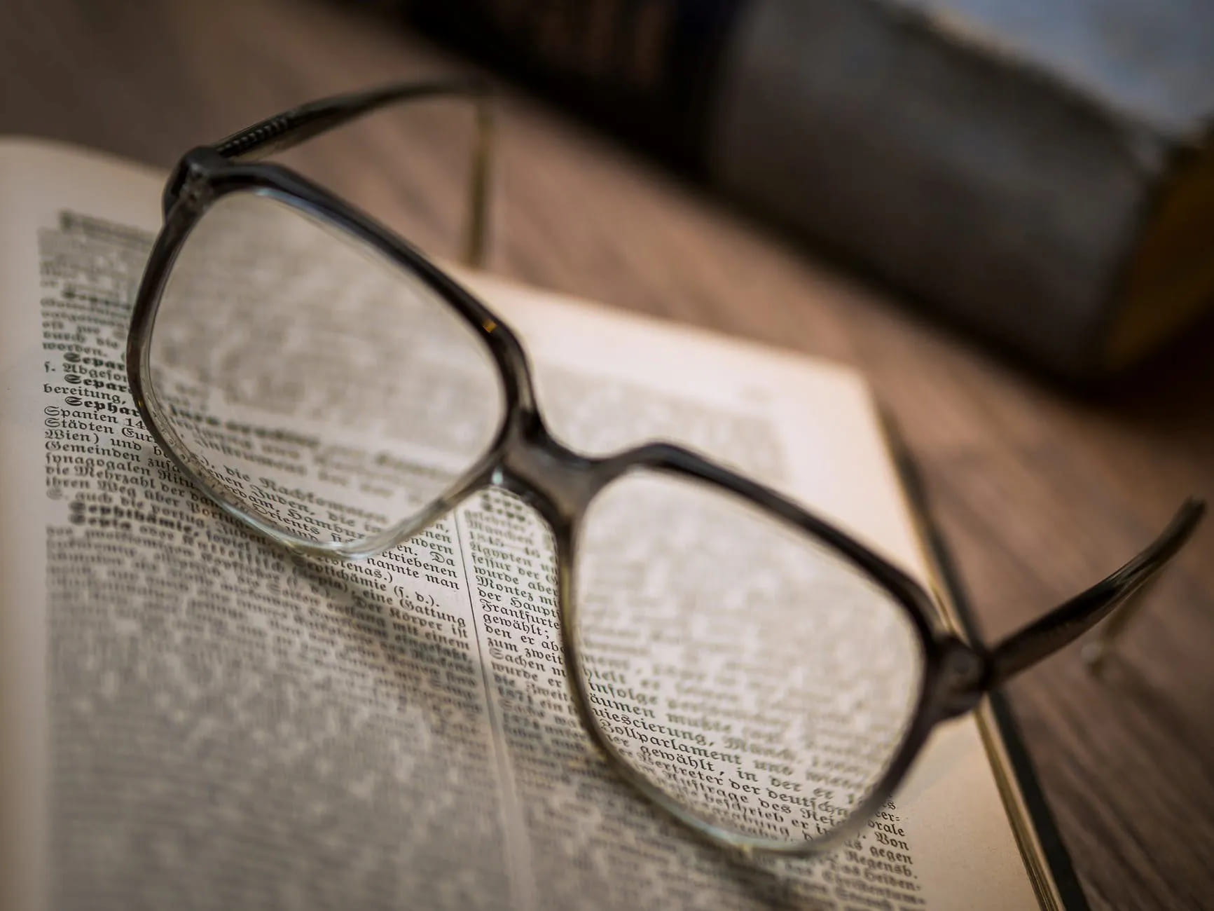 Top Tips to Help You Choose Your Glasses